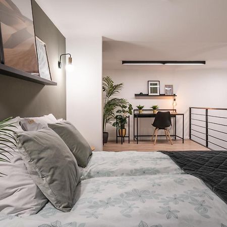 D24 - Historic Quarter Design Loft - Best Location By Bqa Budapest Esterno foto
