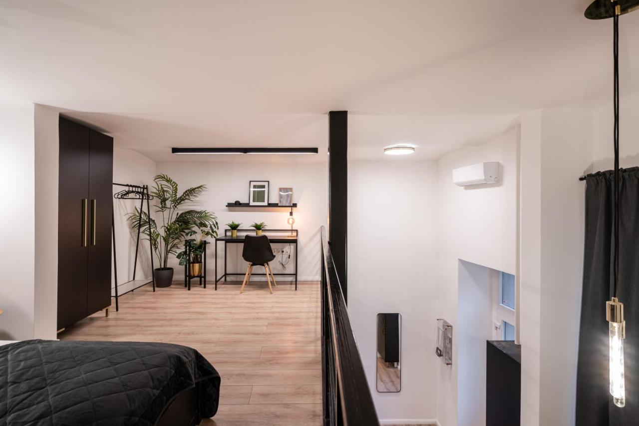 D24 - Historic Quarter Design Loft - Best Location By Bqa Budapest Esterno foto