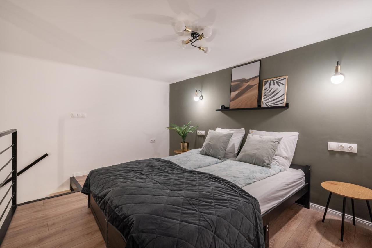 D24 - Historic Quarter Design Loft - Best Location By Bqa Budapest Esterno foto