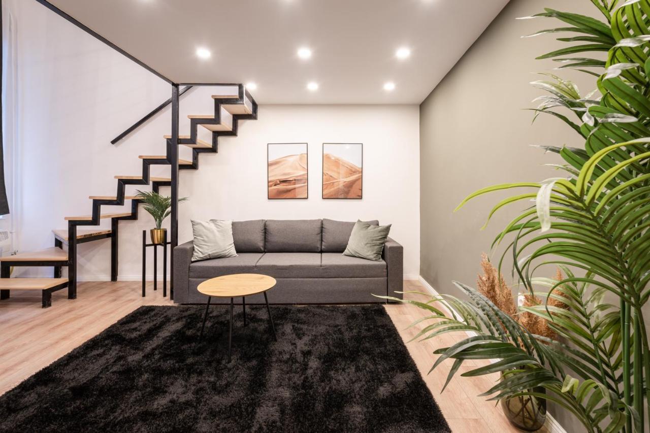 D24 - Historic Quarter Design Loft - Best Location By Bqa Budapest Esterno foto